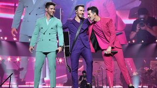 O Jonas Brothers vão fazer show no Brasil em 2020 e estas são as 5 músicas que não podem faltar