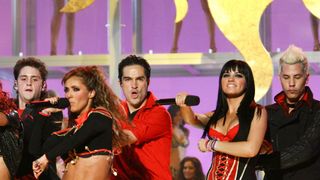 Apenas dois ex-RBD estão na lista de amigos de Maite Perroni