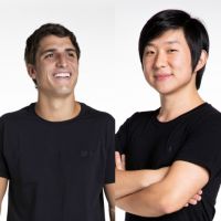 Rivais no "BBB20", Pyong Lee e Felipe Prior marcam de tomar cerveja fora do reality