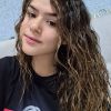Confira o texto emocionante que Maisa escreveu para o cabelo em transição no Instagram
