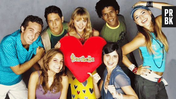 "Floribella" contava a história de Flor (Juliana Silveira) e seu sonho de ser cantora e encontrar um grande amor