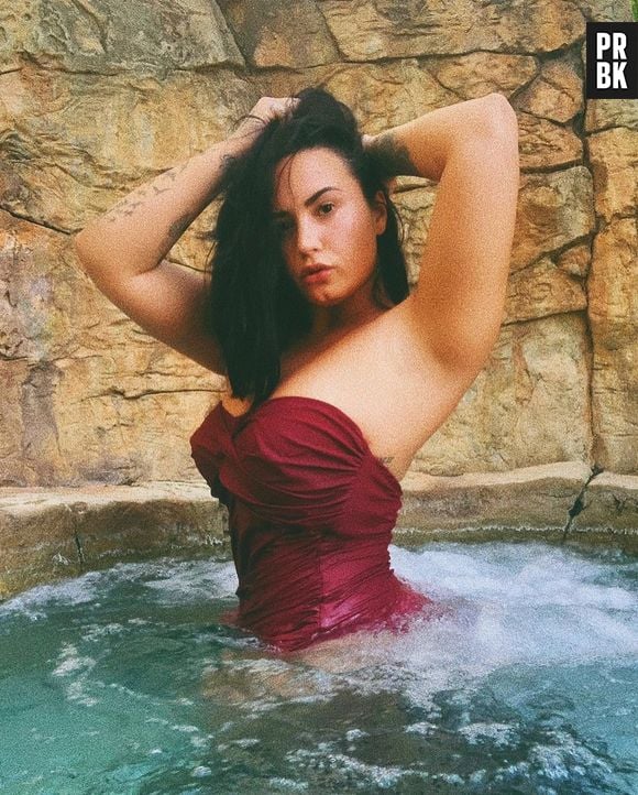 Aos 28 anos, Demi Lovato está vivendo a sua melhor fase