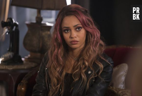 Toni Topaz (Vanessa Morgan) se tornou personagem regular em "Riverdale" após a boa repercussão