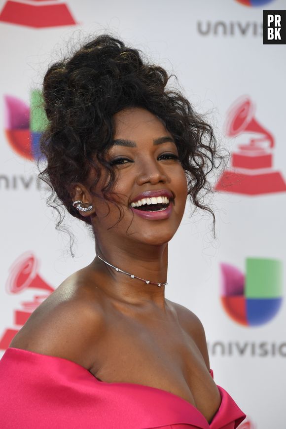 Iza irá apresentar o Prêmio Multishow 2020 junto com Paulo Gustavo e Tatá Werneck