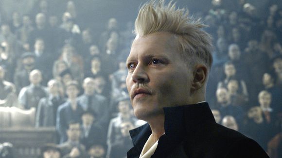 Após polêmicas, Johnny Depp é demitido da franquia de "Animais Fantásticos" e se pronuncia