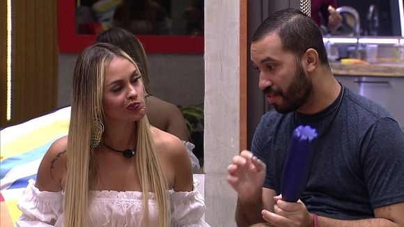 Qual dupla formada por uma loira e um gay no "BBB" representa você e o seu amigo?