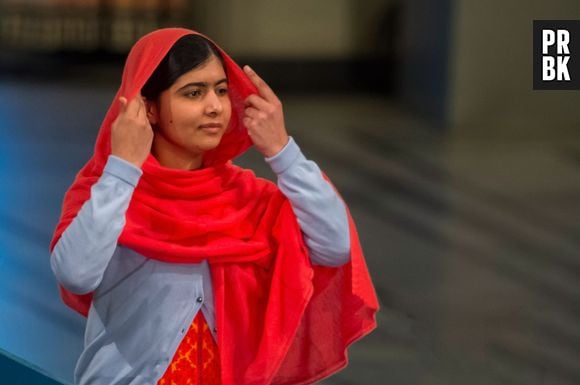 Malala Yousafzai recebeu R$ 3,7 milhões que serão dividos com o Kailash Satyarthi, ambos foram vencedores do Prêmio Nobel da Paz em 2014