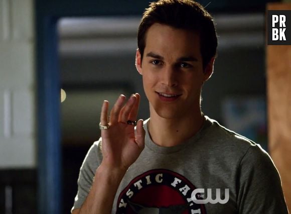 Em "The Vampire Diaries", Kai (Chris Wood) sequestrou Elena (Nina Dobrev) para se vingar de Damon (Ian Somerhalder)