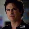 Damon (Ian Somerhalder) tenta achar alguma forma de resgatar Elena (Nina Dobrev) em "The Vampire Diaries"