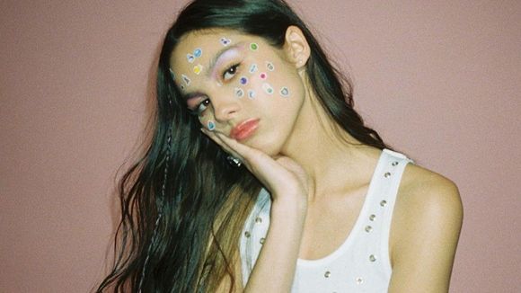 10 dicas para você se inspirar no estilo da Olivia Rodrigo