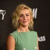 Em 2013, Julianne Hough foi acusada de blackface ao pintar rosto e braços para escurecer a pele como parte de uma fantasia de Halloween inspirada na personagem Crazy Eyes, de "Orange is the New Black"