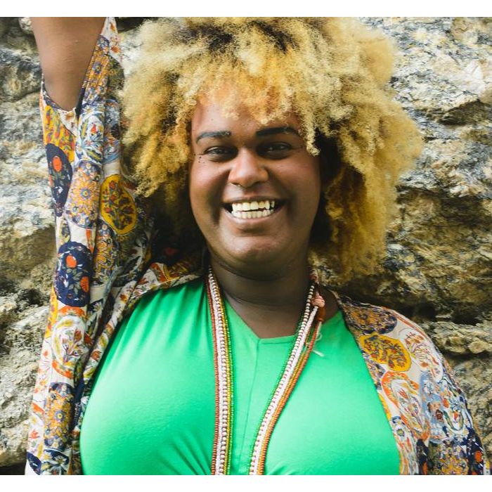 Benny Briolly é a primeira vereadora trans de Niterói. Conversamos com ela para entender a realidade da comunidade LGBTQIAP+. Confira!