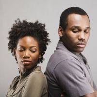 Ciúme: como saber quando o sentimento perdeu o controle