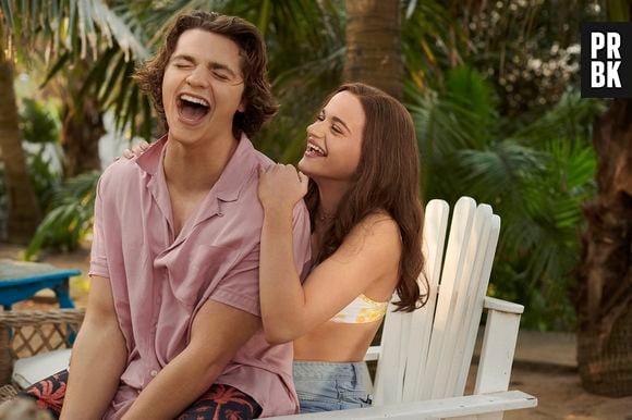 "A Barraca do Beijo": Lee (Joel Courtney) não é um bom amigo na maior parte do tempo