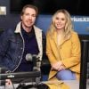 Kristen Bell e o marido, Dax Shepard, afirmaram que costumam "esperar pelo fedor" para dar banho nas filhas