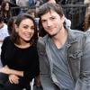 Mila Kunis e Ashton Kutcher disseram que não são adeptos de tomar banho e que fazem o mesmo com seus filhos. "Lavo minhas axilas e virilhas diariamente, nada mais", disse o ator