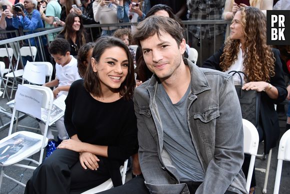 Mila Kunis e Ashton Kutcher disseram que não são adeptos de tomar banho e que fazem o mesmo com seus filhos. "Lavo minhas axilas e virilhas diariamente, nada mais", disse o ator