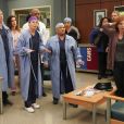  A primeira vez que Kate Walsh apareceu em "Grey's Anatomy" foi no último episódio da 1ª temporada 