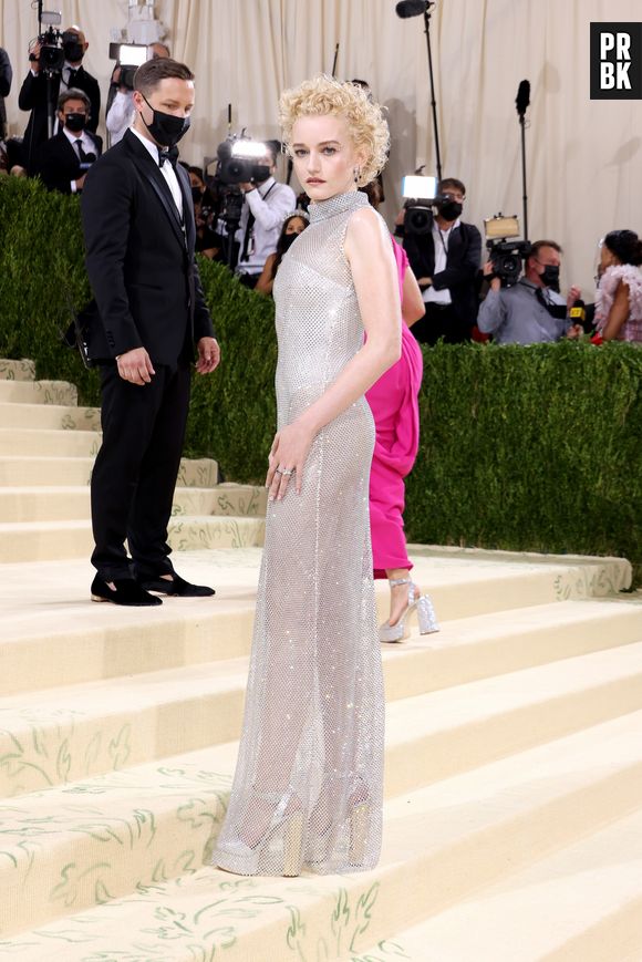 MET Gala 2021: a atriz Julia Garner usou Stella McCartney