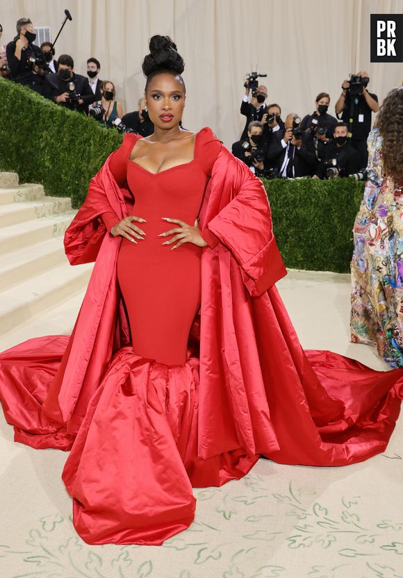 MET Gala 2021: Jennifer Hudson all in red de AZ Factory