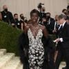 MET Gala 2021: Anok Yai roubou a cena com vestido Oscar de la Renta