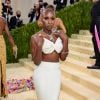 MET Gala 2021: Cynthia Erivo foi de all white Moschino