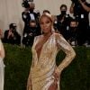 MET Gala 2021: Mary J. Blige usou look dourado Dundas e joias Lorraine Schwartz