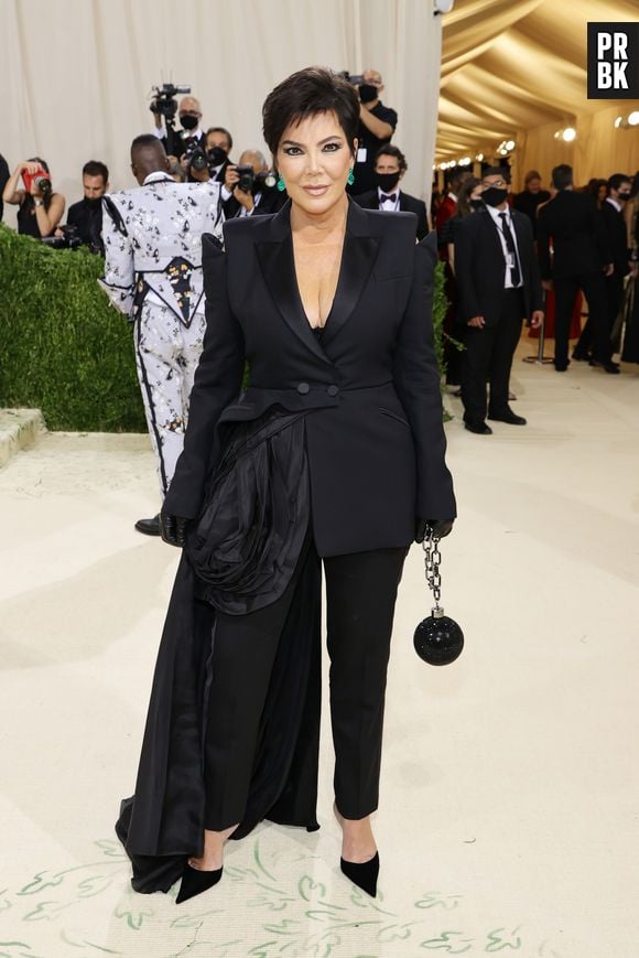 MET Gala 2021: Kris Jenner foi de all black Tom Ford