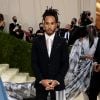 MET Gala 2021: Lewis Hamilton usou Khiry and Kenneth Nicholson