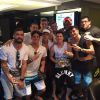 Olha a galera reunida novamente! Neymar Jr. e Gabriel Medina são os mais lindos, né?