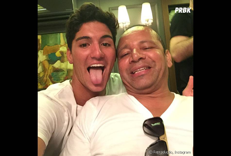 No Instagram De Gabriel Medina Tem Ate Uma Selfie Com O Pai De Neymar Jr Purebreak