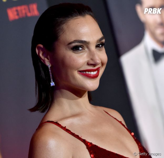 Branca de Neve  Gal Gadot será a Rainha Má no novo filme live-action