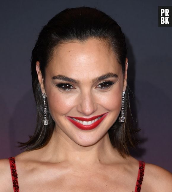 Gal Gadot foi confirmada como nova integrante do live-action de "Branca de Neve" nesta quinta-feira (3)