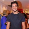 O ex-integrante de "Malhação" Rodrigo Simas pede o mesmo valor do irmão, Bruno Gissoni, para participar de um evento: R$ 15 mil