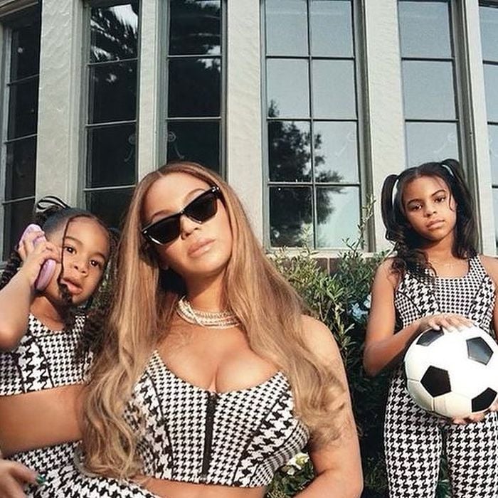 Blue Ivy estrelou diversas coleções da Ivy Park, linha de roupas da Beyoncé em parceria com a Adidas