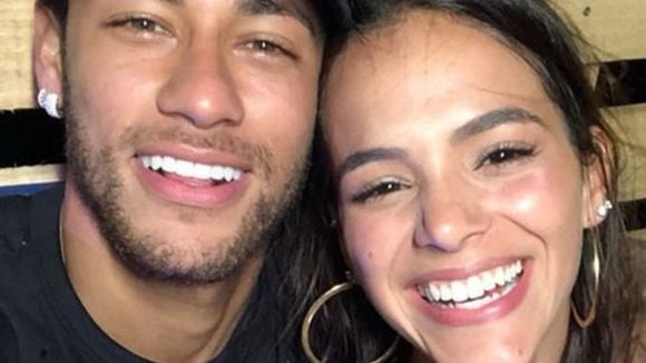 Por que a Bruna Marquezine não apareceu com o Neymar na Netflix?