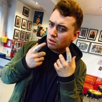 Sam Smith solta a voz no chuveiro ao som de "Drunk in Love", da Beyoncé!