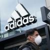 A Adidas suspendeu sua parceria com a União Russa de Futebol com efeito imediato