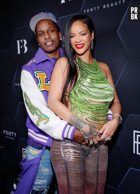 Rihanna está grávida de seu primeiro filho com o rapper A$AP Rocky