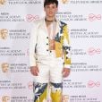 BAFTA 2022: alguns homens apostaram em looks coloridos