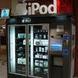 Máquinas que vendem iPod podem ser encontradas em vários shoppings norte-americanos.
