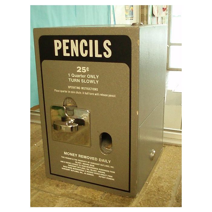 Lá nos Estados Unidos qualquer um pode comprar lápis n°2 direto da máquina.