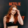 Sadie Sink, a Max de "Stranger Things", exibe cabelo ruivo acobreado