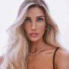 Aline Gotschalg se tornou referência de cabelo loiro com mechas