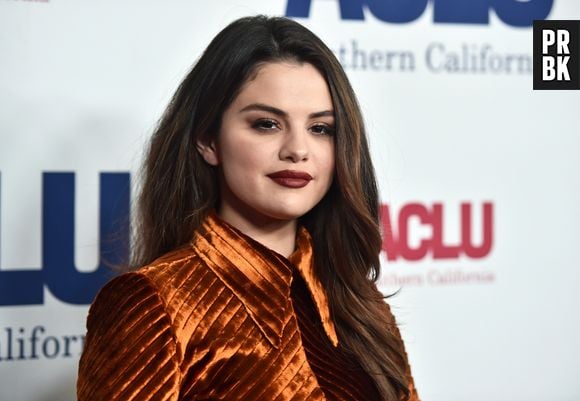 Selena Gomez, criada no Texas, lamentou assassinatos: "Leis precisam mudar"