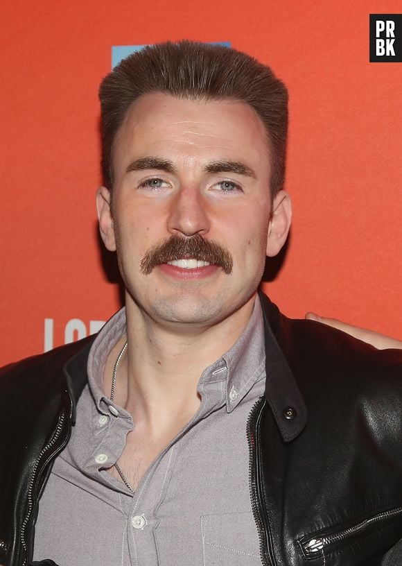 Chris Evans de bigode realmente existiu!