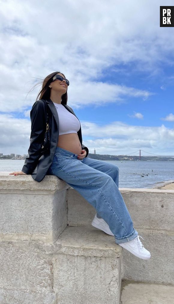 Sabina Hidalgo: jeans e cropped foi a combinação queridinha durante a gravidez