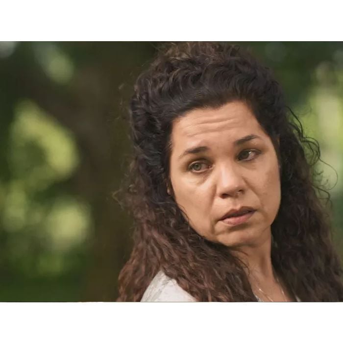 Em &quot;Pantanal&quot;, Maria Bruaca (Isabel Teixeira) atirou em Tenório (Murilo Benício) após ele tentar se vingar da sua mulher por ter o tráido