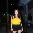 Luísa Sonza: plumas são trend de 2000 e também apareceram na festa
