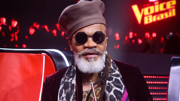 "The Voice Brasil": Carlinhos Brown deixa o reality. Conheça o substituto!